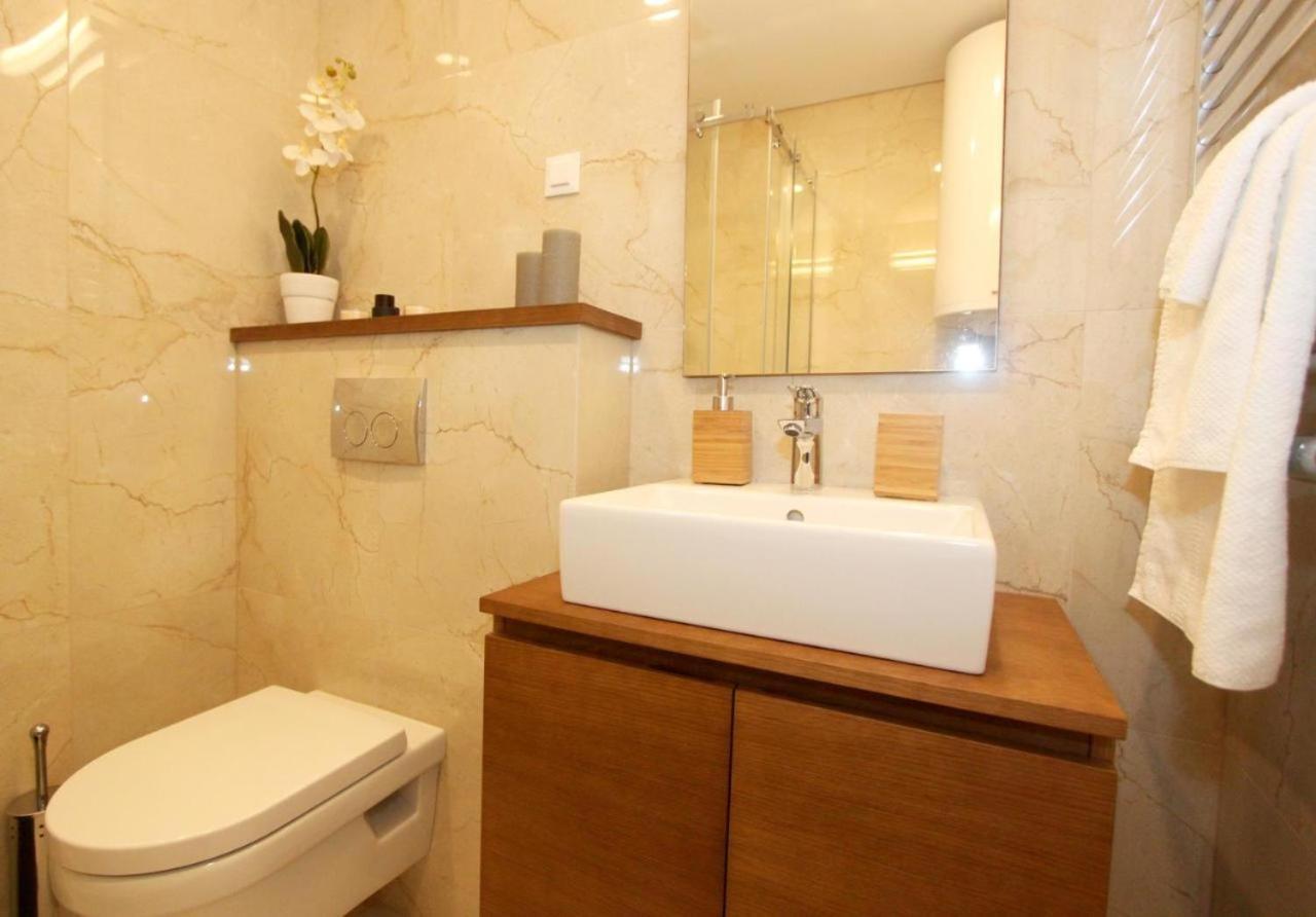 Apartment Sun City 2 Beograd Bagian luar foto